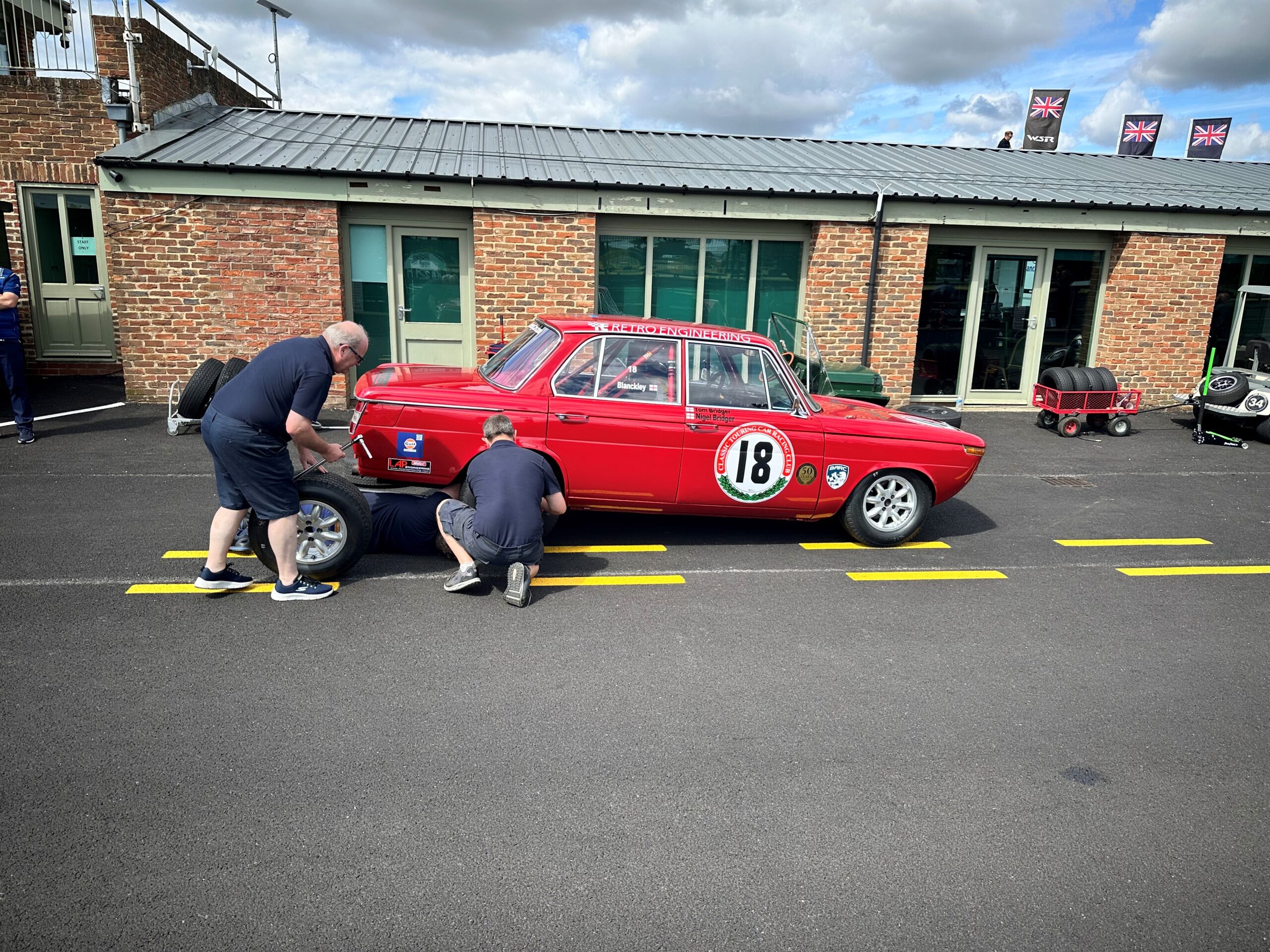 Tyre Change Croft